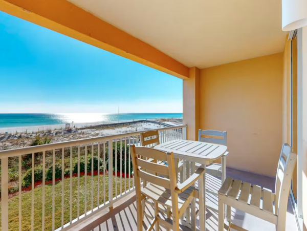 Gulf Front Condo with 4 Bedrooms in Fort Walton Beach